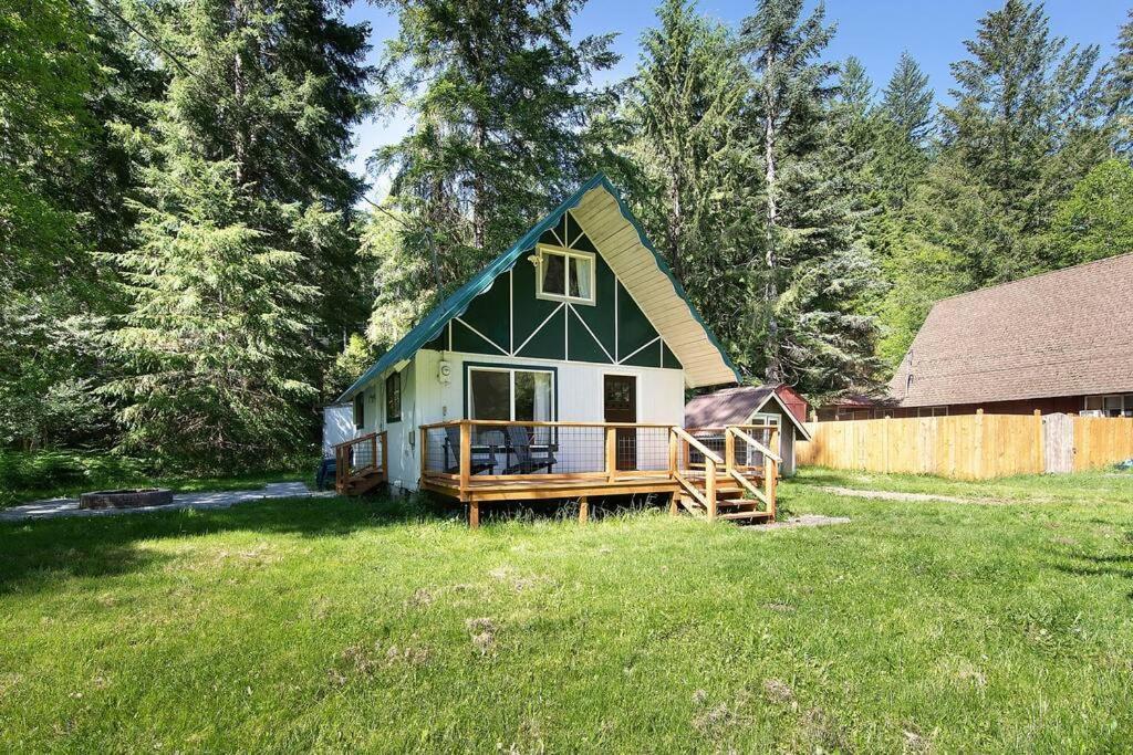 R & R Chalet At Mt. Rainier Ashford Eksteriør billede