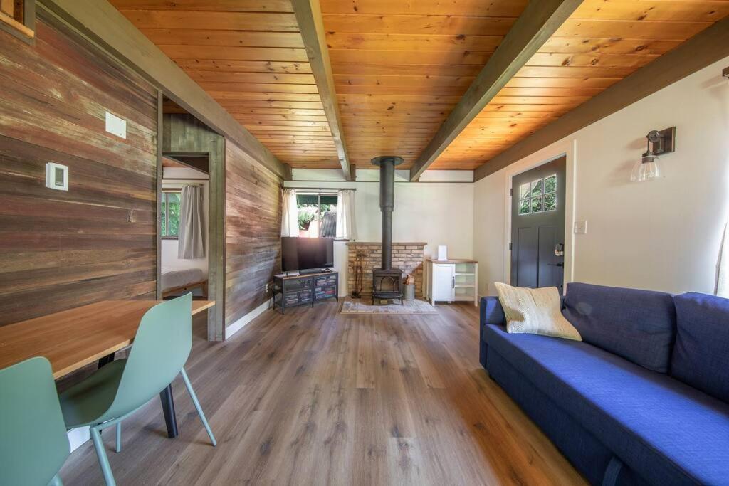 R & R Chalet At Mt. Rainier Ashford Eksteriør billede